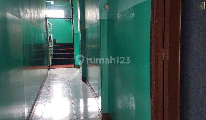 Ruko 4 Lantai Pinggir Jalan Raya Johar Baru JakPus 10.6M 4