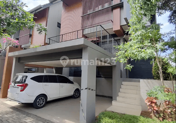 Caelus Rumah Villa Hoek Selatan-Timur Baru Type 8 Corner 4.5M 1