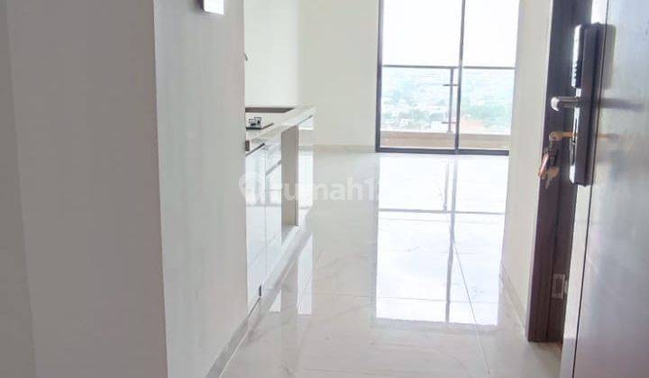 Apartmen Sky House 2BR View City Semi Furnished 900jt 2