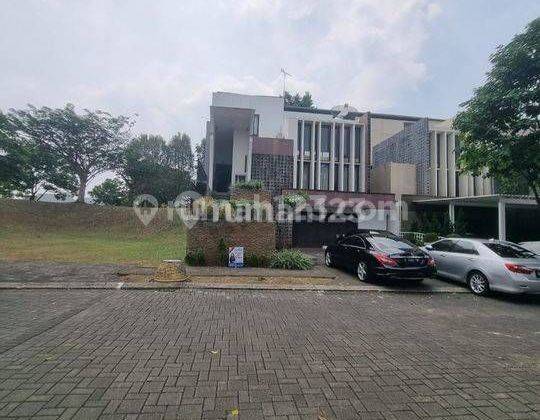 de Park Rumah 3Lantai Prime Location Hadap Selatan 8.5M 2