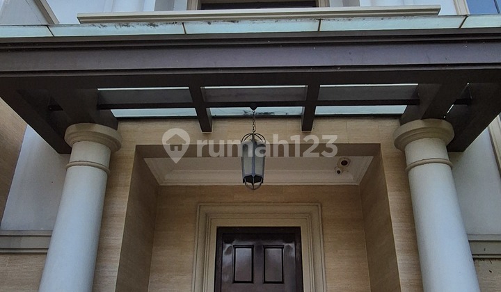 8.3m Jadeite House with Side and Front Garden, Northwest 2