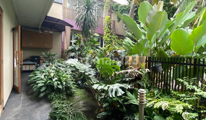 5.5M Castilla Rumah Hoek Taman Selatan_timur Dekat Sanur 2
