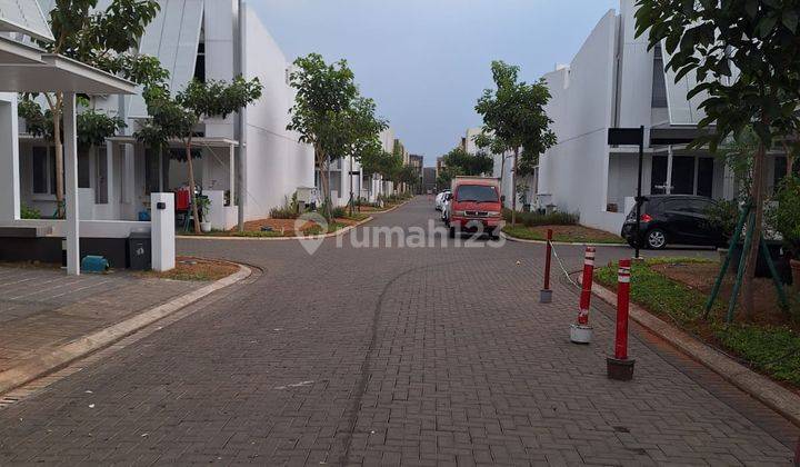 Tabebuya Rumah Hoek Baru Furnished 980Juta 2