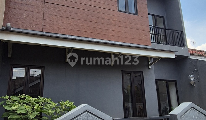 1.9m Rumah Baru Nusaloka Dekat St. Ursula Pasmod Tol