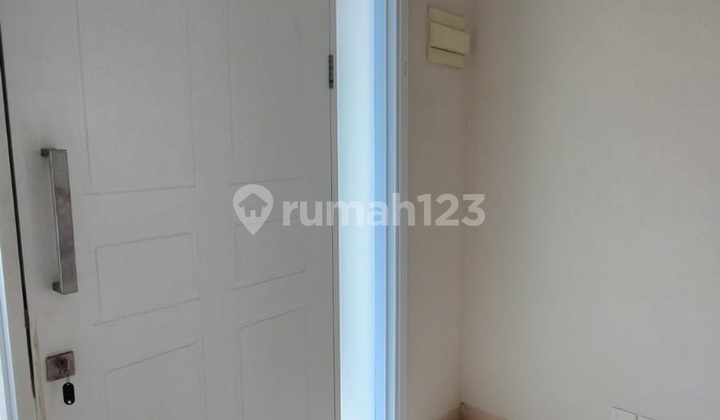 70 million/year, Vanya Park House, 3 bedrooms, semi-furnished, near ACS.