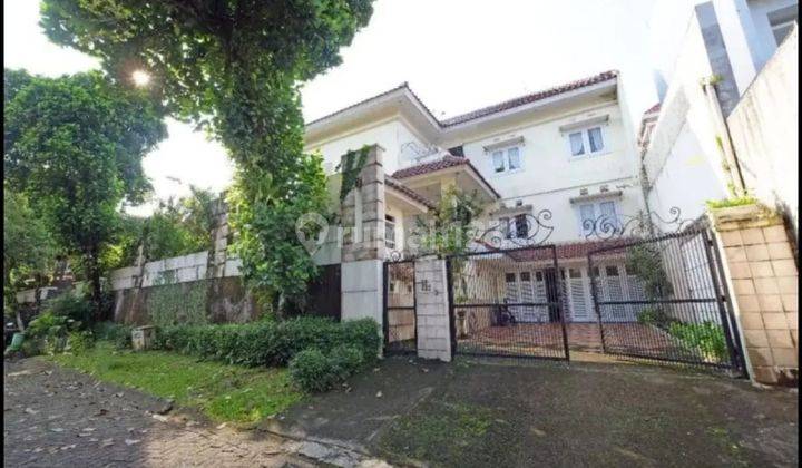 Jual Rumah Full Furnish Swimming Pool di Perum Danau Bogor Raya 1