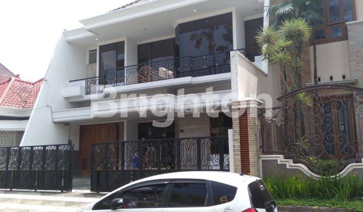 RUMAH DI KAWASAN ELITE DI TENGAH KOTA MALANG 1