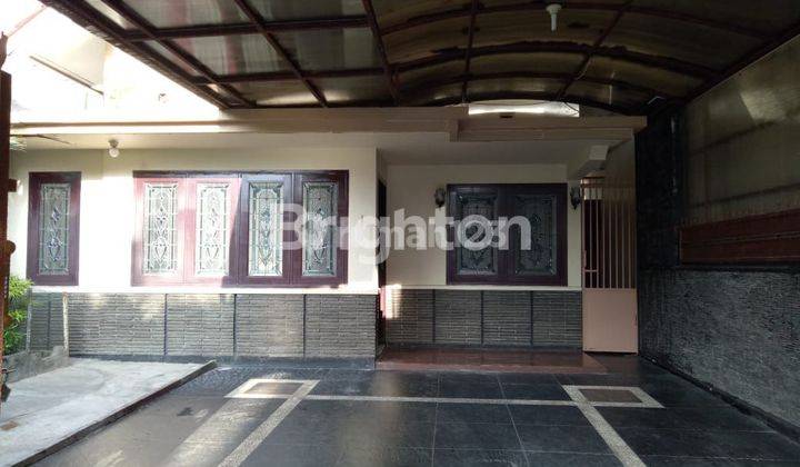 RUMAH DEKAT PLAZA ARAYA MALANG  1