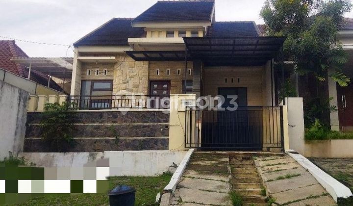 RUMAH DI VILLA PUNCAK TIDAR MALANG  1