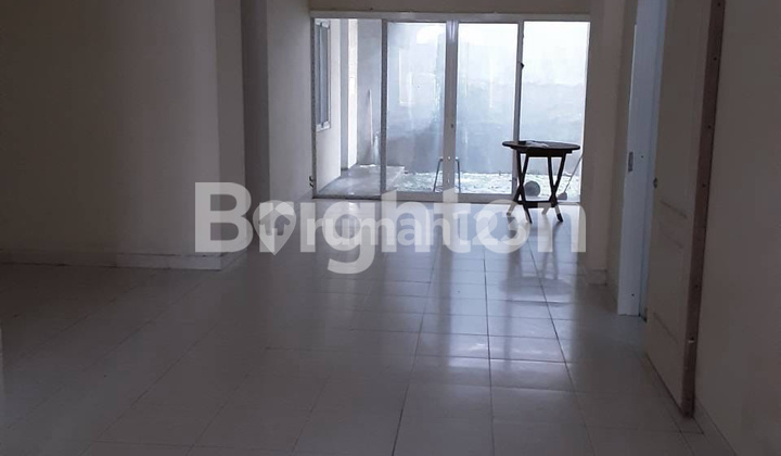 STRATEGIS DI TENGAH KOTA MALANG DAN DEKAT DENGAN KAMPUS TERKENAL DI MALANG 2