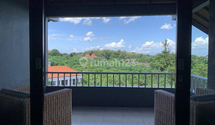 Rumah 2 Lantai Bagus SHM di  canggu  deket pusat kota 2