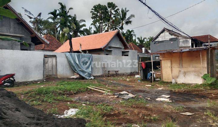 Hook land, ready to build, strategic area of Ubud 1