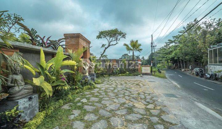 Vila modern 2 lantai, vew sawah lingkungan nyaman diubud 1