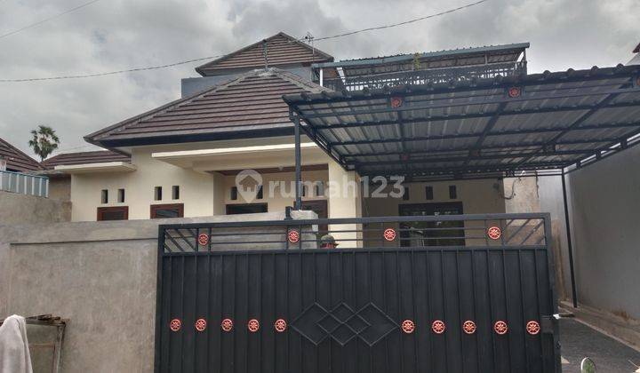 Rumah Mungil Lingkungan Tenang Pas Buat Keluarga Kecil Bahagia 1