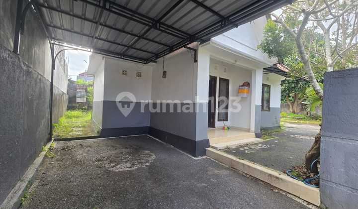 Ready-to-Live House in a Quiet and Comfortable Neighborhood in Pering Gianyar