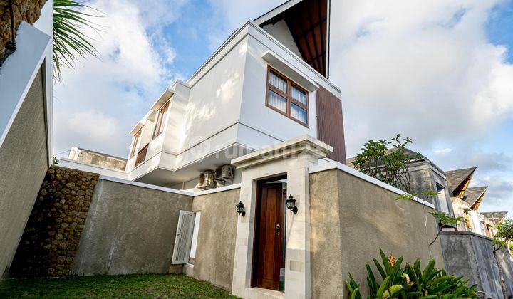 HOLYDAY HOME VILLA JIMBARAN WITH SMART HOME SYSTEM THAT MAKES YOUR HOME SAFE AND COMFORTABLE 1