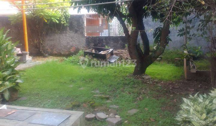 Rumah Hoek Siap Huni Jual Cepat 2