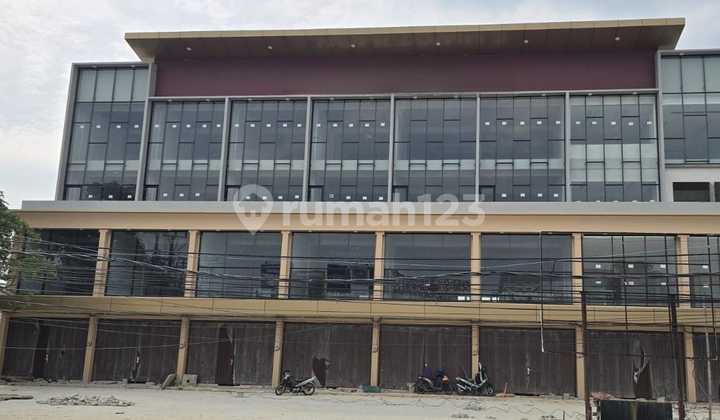 For Rent New Shop Houses on Jl. Tuanku Tambusai (3 Units Available)