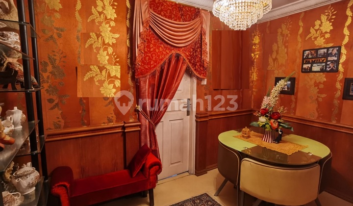 Rumah Bulatan Mewah 2lt Furnished, Siap Huni di Jl. Anggrek Pekanbaru 20