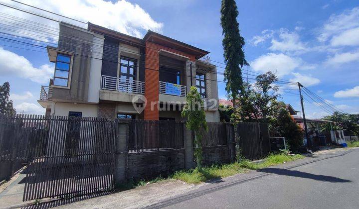  Dijual Rumah Mewah Murah, Di Tepi Jalan, Di Jl. Melati Indah Pekanbaru 1