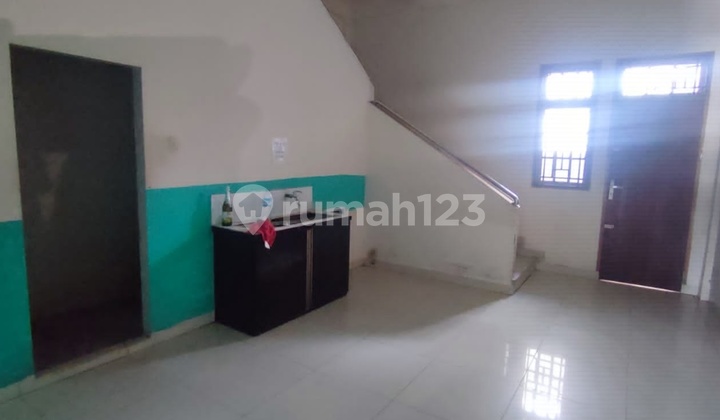 Ruko 3lt Full Keramik Dan Siap Pakai di Jl. Tuanku Tambusai Pekanbaru 4