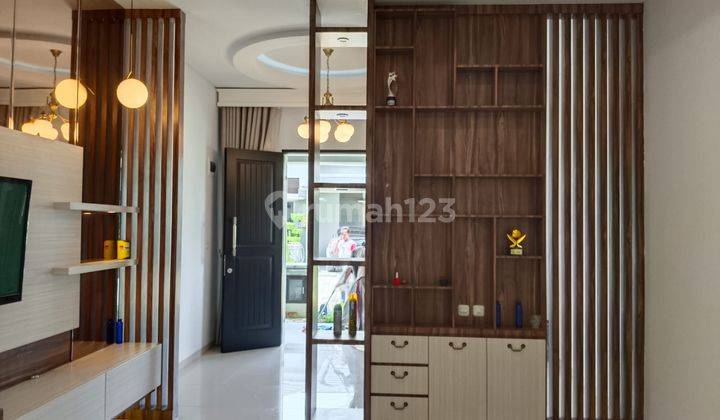 Dijual Rumah Cluster Mewah Semi Furnished Lokasi Jl. Parit Indah Pekanbaru