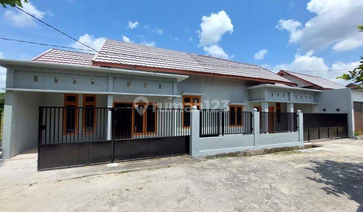 Dijual Rumah Baru Siap Huni Murah Di Tengah Kota Jl.arifin Ahmad 1