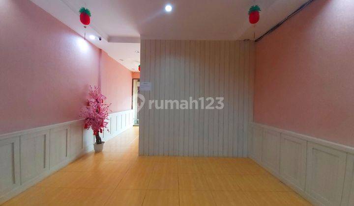 Disewakan Ruko 3lt Cantik Dan Murah Tengah Kota Jl. Riau Pekanbaru
