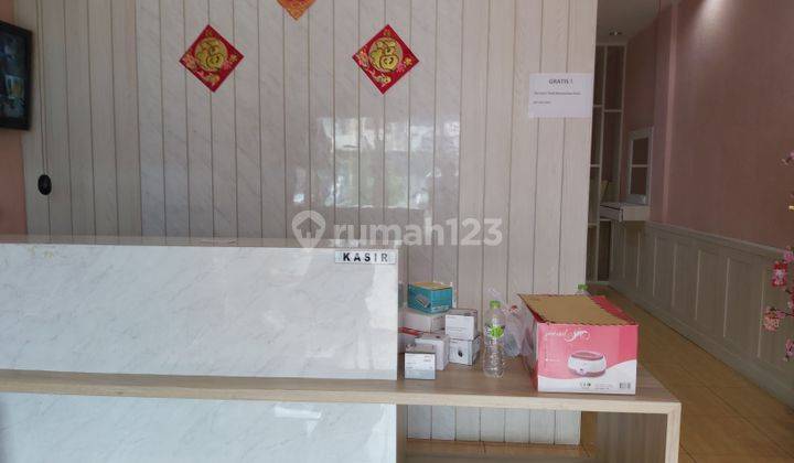 Disewakan Ruko 3lt Cantik Dan Murah Tengah Kota Jl. Riau Pekanbaru
