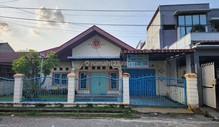 Dijual Rumah Bulatan Di Jalan Kelapa Tuanku Tambusai Pekanbaru. 1