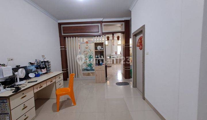 Dijual Rumah Mewah 2lt Semi Furnish Lokasi Premium Dekat Jalan Riau Pekanbaru 2