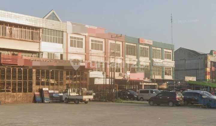 Dijual Ruko 3 Lantai di Jl. Soekarno Hatta Dijual Ruko 3 Lantai di Jl. Soekarno Hatta