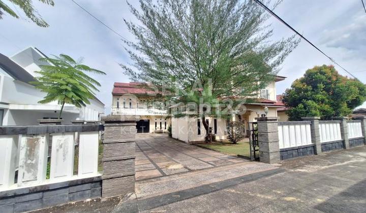 Dijual Rumah Bulatan + Rumah 2 Lantai Lokasi Dekat Jl.satria/Bambu Kuning-Pekanbaru Dijual Rumah Bulatan + Rumah 2 Lantai Lokasi Dekat Jl.satria/Bambu Kuning-Pekanbaru