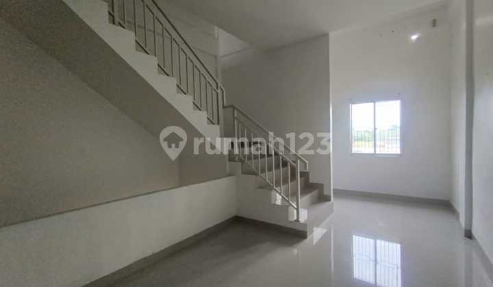 For Rent 3-Story Shop House on Arifin Ahmad