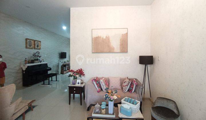 Dijual Rumah Cantik Full Furnish 2 Lantai , Lokasi Jl.sutomo, Pekanbaru 2