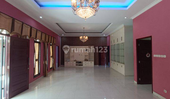 Dijual Disewa Rumah Bulatan Mewah Lokasi Dekat Jl.durian, Pekanbaru 2