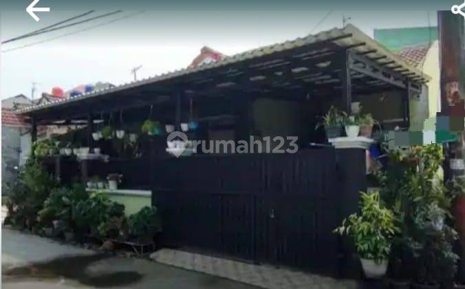 * Rumah Murah , Posisi Hook, Hadap Selatan, Siap Huni Dgn Lokasi Strategis. Hunian Dgn Lingkungan Nyaman,tenang Dgn Keamanan 24 Jam, Bebas Banjir, Tersedia Fasilitas Terlengkap Di Dlm Perumahan. Akses Dekat Ke Pintu Tol Bitung Dan Ke Karawaci. 2