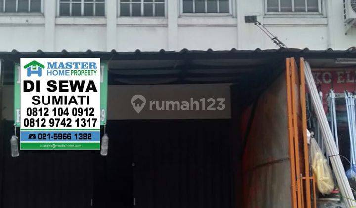 Ruko sewa siap pakai dgn luas 118 mtr. Lokasi strategis dan bebas banjir. Dekat sekali dgn perumahan citra raya , universitas esa unggul dan mall. Kawasan bebas banjir ,dan sudah ramai serta berkembang. Minimal sewa 2 tahun.  1