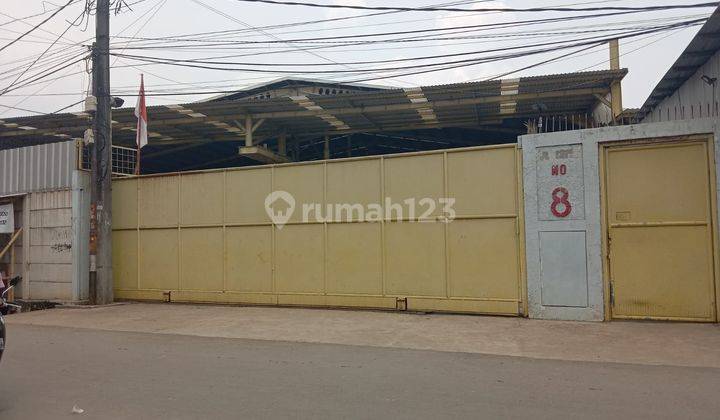Pabrik dijual, luas tanah 2200, lokasi strategis, bisa untuk produksi dan workshop.Akaes container 40 feed. 1