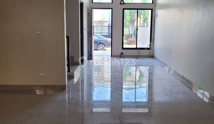 Dijual rumah baru 2 lantai dgn luas tanah 120 mtr. Perumahan bebas dari banjir,. Lingkungan nyaman,tenang dan aman. Tersedia berbagai fasilitas yg lengkap di dalam perumahan. Lokasi dekat dgn terminal Bus Trans. Perumahan dekat dgn Tol Bitung.  2