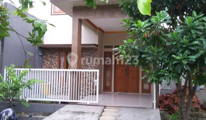 House for Sale near Aeon Mall. Move-in Ready and Neat. The Housing Complex is Equipped with Complete Facilities.