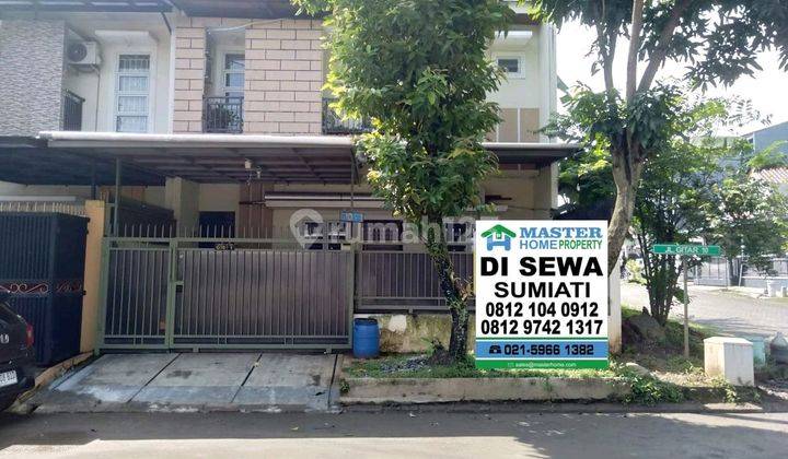 Disewakan Rumah 2 Lantai Posisi Hook, Full Furnished Siap Huni.  1