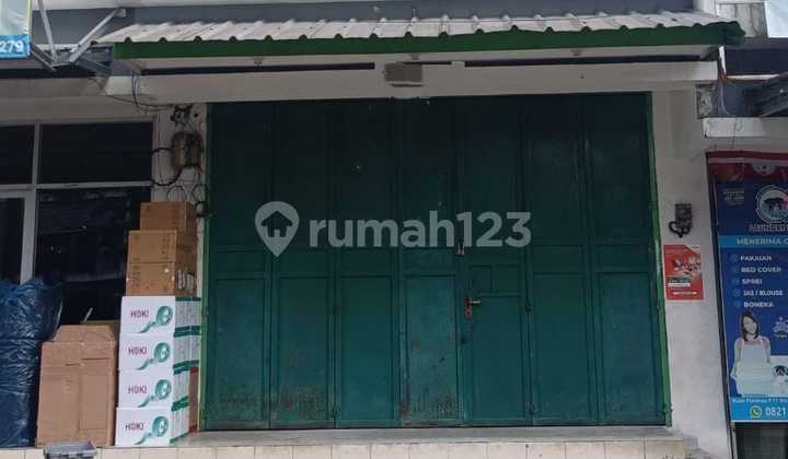 2-Story Shop House with an Area of 4.5 x 15 Meters. Ready-to-Use Shop House. Location Close to Schools, Clusters, and Malls.