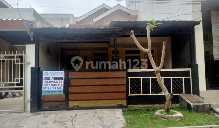 Rumah Cantik 1,5 Lantai. Rapi Siap Huni, Loaksi Bebas Banjir dan Dekat Dgn Aoen Mall, dan Banyak Fasiltas Terlengkap tersedia. Akses Tol Bitung Dekat. Rumah Cantik 1,5 Lantai. Rapi Siap Huni, Loaksi Bebas Banjir dan Dekat Dgn Aoen Mall, dan Banyak Fasiltas Terlengkap tersedia. Akses Tol Bitung Dekat.
