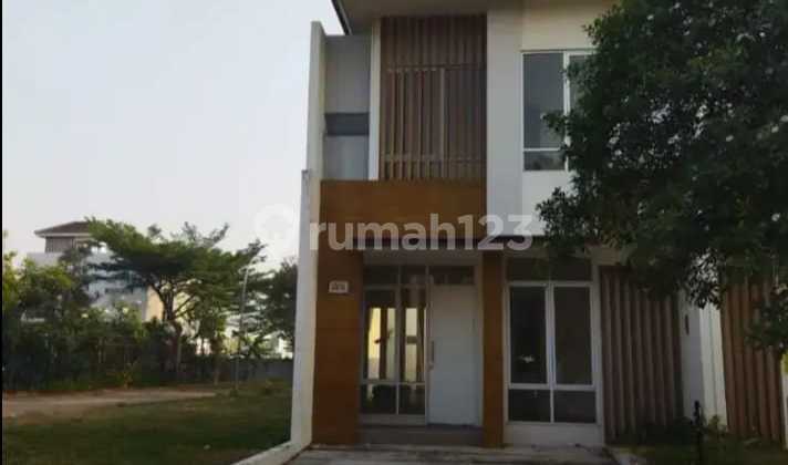 Rumah Bagus 2 Lantai Siap Huni. Hunian Nyaman,tenang Bersih Dan Aman. Terdapat Fasilitas Kolam Renang. Perumahan Dekat Dgn Tol.bitung.poo