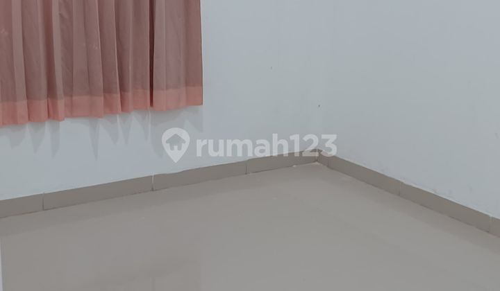 1-Story Rental House. Move-in Ready and Neat. A Quiet, Comfortable, Clean, and Safe Residence. Equipped with 2 AC Units and 1 Water Heater. 2