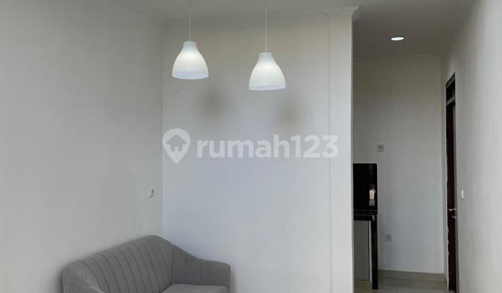 Beautiful House for Rent, 72 sqm Land. Tidy, Clean House. Located in Front Cluster. Comfortable, Clean, and Safe Environment.