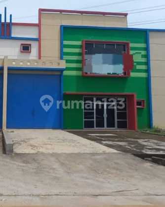 Gudang Sewa 1 Lantai. Siap Pakai Dan Lokasi Sangat Strategis, Dalam Kawasan Dan Bebas Banjir. Akses Kontainer 40 Feed. ******** 2 Tahun. Gudang Sewa 1 Lantai. Siap Pakai Dan Lokasi Sangat Strategis, Dalam Kawasan Dan Bebas Banjir. Akses Kontainer 40 Feed. ******** 2 Tahun.