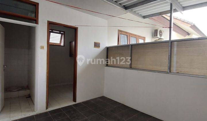 Rumah Bagus Asri Nyaman di Emerald, Sektor 7-Bintaro 2