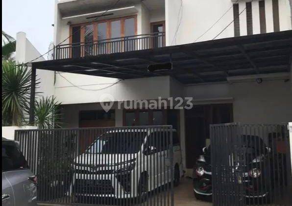 Rumah 2 Lantai di Rajawali Bintaro Jaya Sektor 9, Tangerang Selatan 1